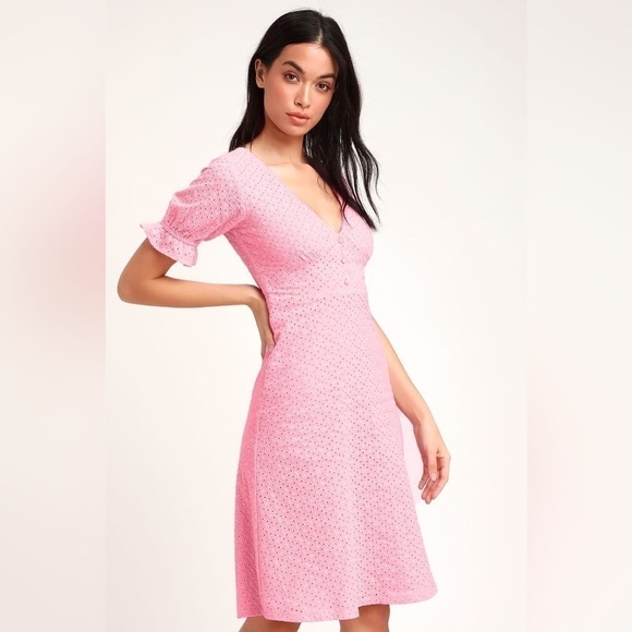 Lulus Dresses & Skirts - EUC Lulus Good to be Me Pink Eyelet Lace Midi Dress Size Small Retail $60